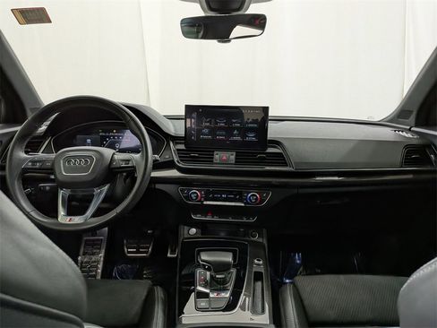 Used 2022 Audi SQ5 Premium Plus image 13