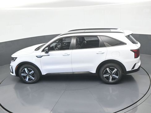 Used 2022 Kia Sorento EX w/ Panoramic Sunroof Package FWD image 51