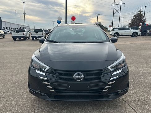 Certified 2025 Nissan Versa S w/ Trunk Package image 3