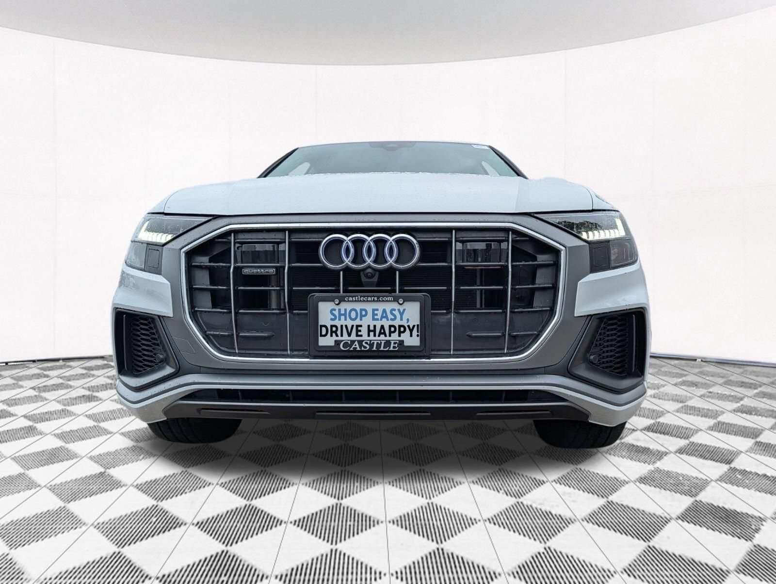 Used 2023 Audi Q8 Premium Plus AWD/4WD image 16
