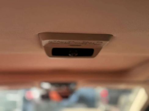 Used 2026 Kia Carnival SX Prestige image 25