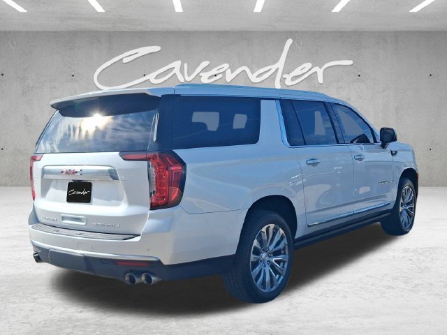 Used 2022 GMC Yukon XL Denali w/ Denali Ultimate Package AWD/4WD image 20