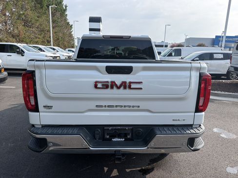 Used 2019 GMC Sierra 1500 SLT w/ SLT Premium Plus Package AWD/4WD image 9