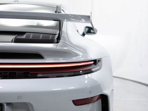 New 2026 Porsche 911 GT3 image 33