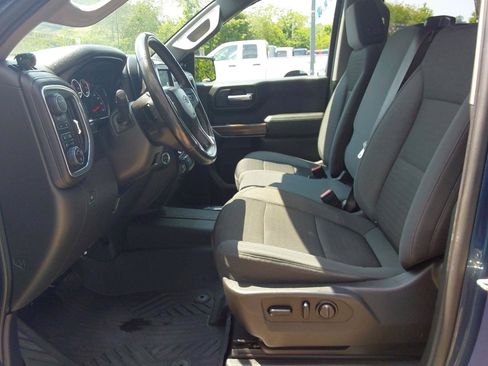 Used 2021 Chevrolet Silverado 1500 RST AWD/4WD image 33