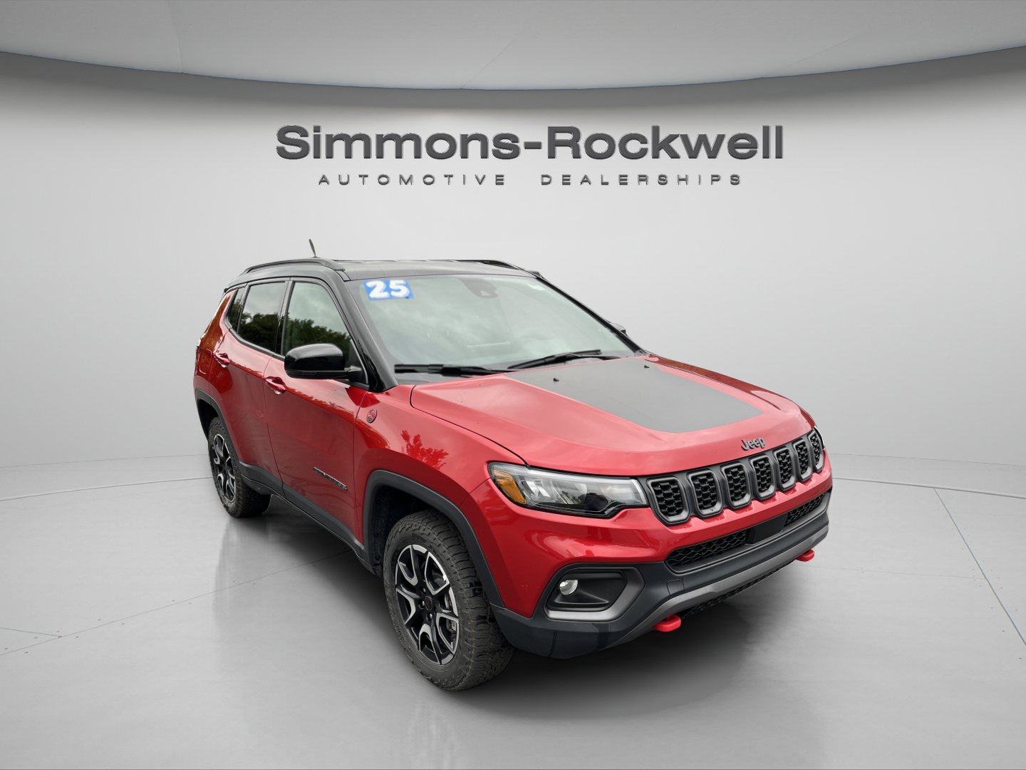 Used 2025 Jeep Compass Trailhawk AWD/4WD image 7