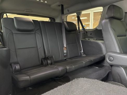 Used 2019 Chevrolet Suburban Premier image 34