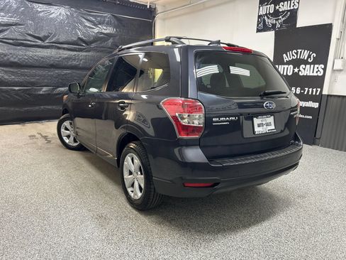 Used 2016 Subaru Forester 2.5i Premium AWD/4WD image 4