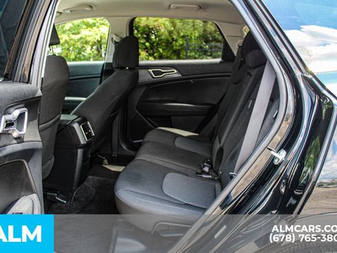 Used 2025 Kia Sportage LX FWD image 18