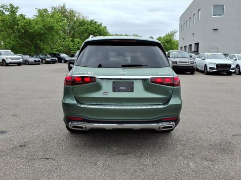 Certified 2025 Mercedes-Benz GLS 580 4MATIC image 4