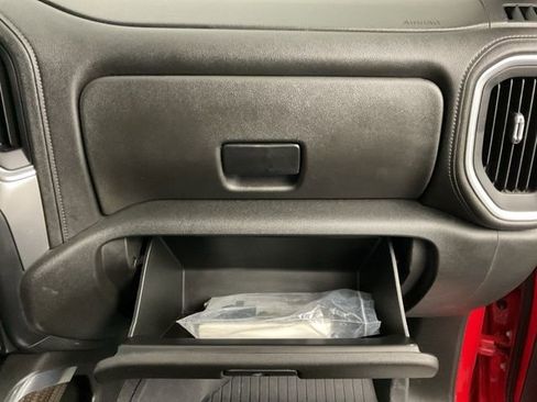 Certified 2022 Chevrolet Silverado 1500 LT Trail Boss w/ Convenience Package II image 29