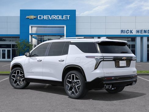 New 2026 Chevrolet Traverse High Country FWD image 5