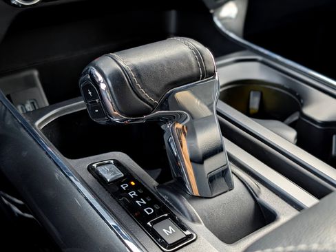 Used 2022 Ford F150 XLT w/ Equipment Group 302A High image 18