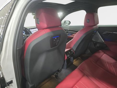 Certified 2024 BMW 530i RWD image 12