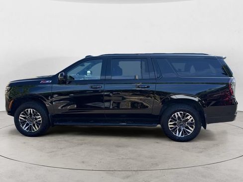 Certified 2026 Chevrolet Suburban Z71 w/ Comfort Package AWD/4WD image 2