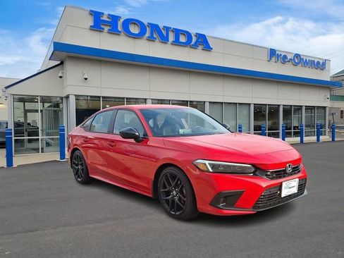 Used 2023 Honda Civic Sport image 3