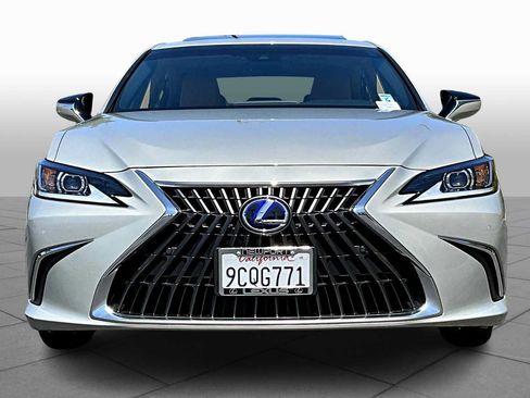 Used 2022 Lexus ES 300h w/ Premium Package FWD image 3