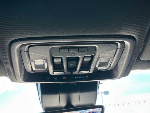 Used 2024 GMC Sierra 2500 AT4 w/ AT4 Premium Plus Package image 32