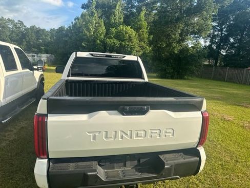 Used 2022 Toyota Tundra SR5 w/ Convenience Package RWD image 7