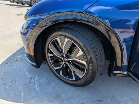 Certified 2023 Kia EV6 Wind RWD image 37