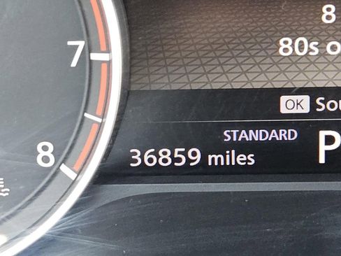 Used 2024 Nissan Rogue SV image 21