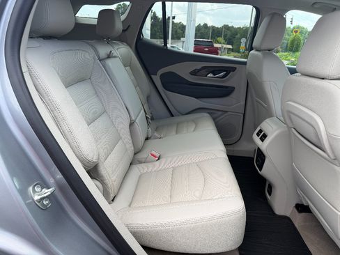 Used 2024 GMC Terrain Denali w/ Denali Premium Package AWD/4WD image 19