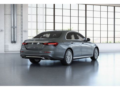 Certified 2023 Mercedes-Benz E 350 4MATIC Sedan image 41