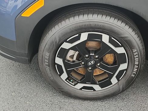 Used 2025 Hyundai Santa Fe SEL image 14