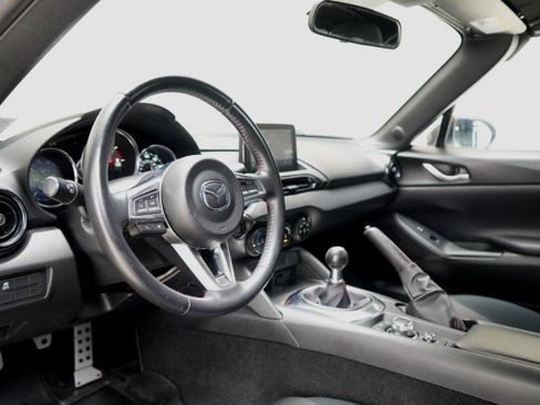 Used 2019 MAZDA MX-5 Miata Sport image 21