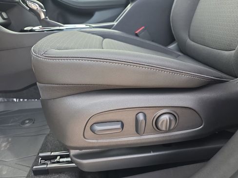 New 2026 Buick Encore GX Preferred w/ Comfort Package FWD image 31