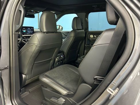 New 2026 Ford Explorer Tremor image 34