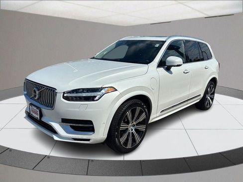 Used 2022 Volvo XC90 T8 Inscription w/ Advanced Package image 8