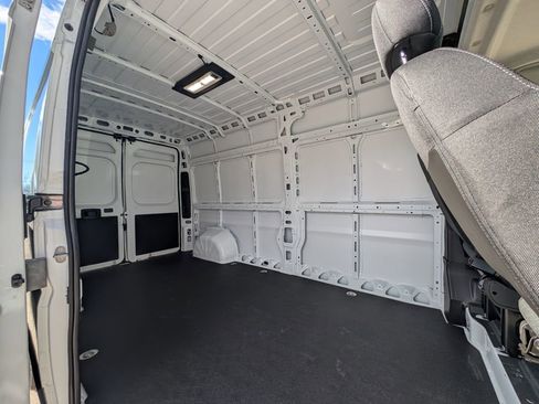 New 2026 RAM ProMaster 2500 w/ Convenience Group image 38