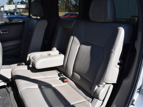 Used 2012 Honda Pilot Touring image 28