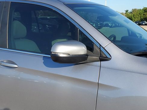 Used 2021 Honda Pilot EX image 10