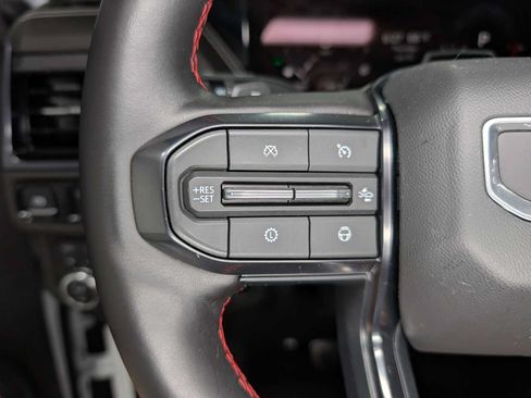Certified 2025 GMC Yukon AT4 Ultimate AWD/4WD image 38