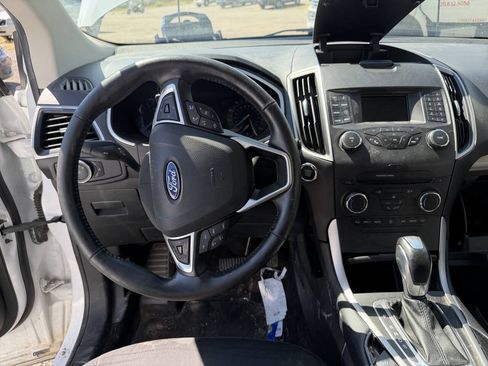 Used 2017 Ford Edge SEL w/ Class II Trailer Tow Package AWD/4WD image 29