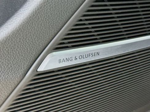 Used 2021 Audi SQ7 Premium Plus w/ Executive Package image 31