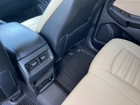 Used 2023 Ford Edge SEL w/ Convenience Package image 14