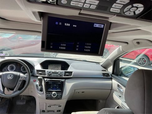 Used 2016 Honda Odyssey Touring image 14