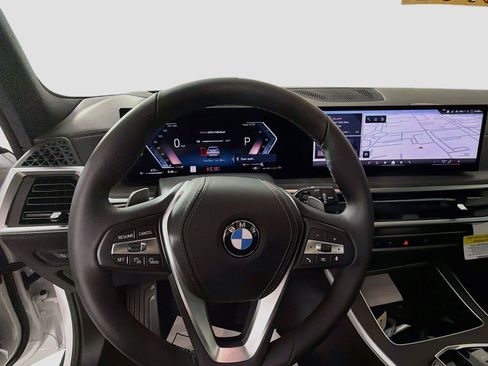 New 2026 BMW X5 sDrive40i w/ Climate Comfort Package RWD image 11