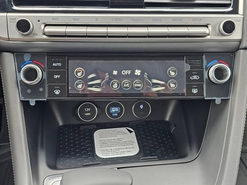 New 2026 Genesis G70 2.5T Prestige AWD/4WD image 16
