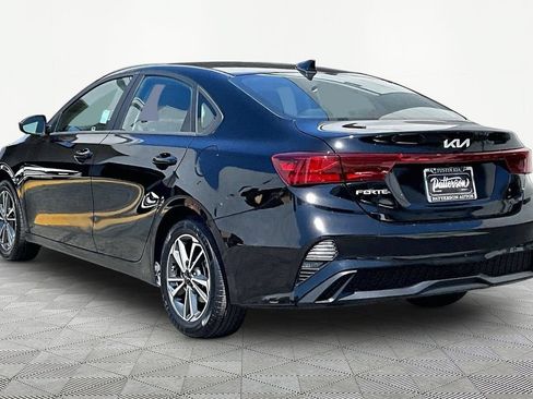 Used 2023 Kia Forte LXS FWD image 7
