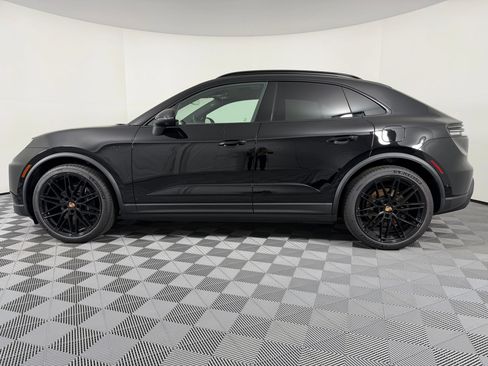 Certified 2026 Porsche Macan Electric RWD image 2