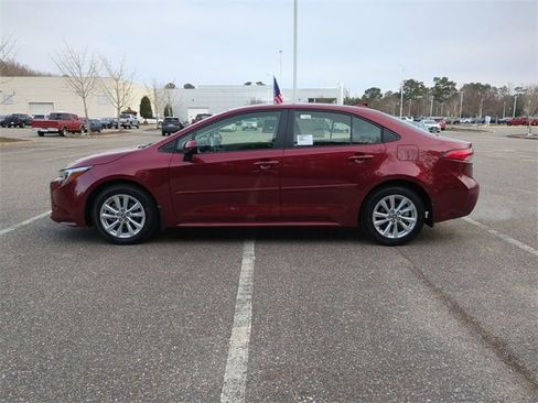 New 2026 Toyota Corolla LE image 7