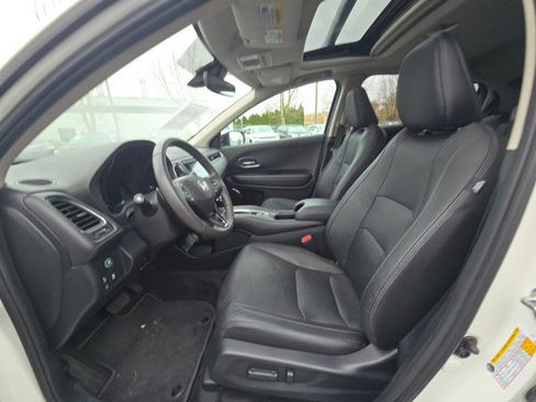 Used 2020 Honda HR-V Touring image 22