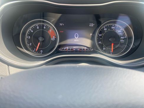 Used 2019 Jeep Cherokee Limited AWD/4WD image 14