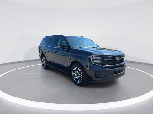 New 2026 Ford Expedition Active AWD/4WD image 8