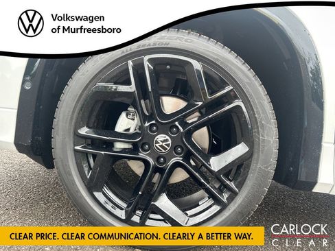 New 2026 Volkswagen Tiguan SE R-Line FWD image 8