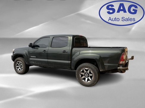 Used 2012 Toyota Tacoma 4x4 Double Cab w/ TRD Off-Road Pkg image 4